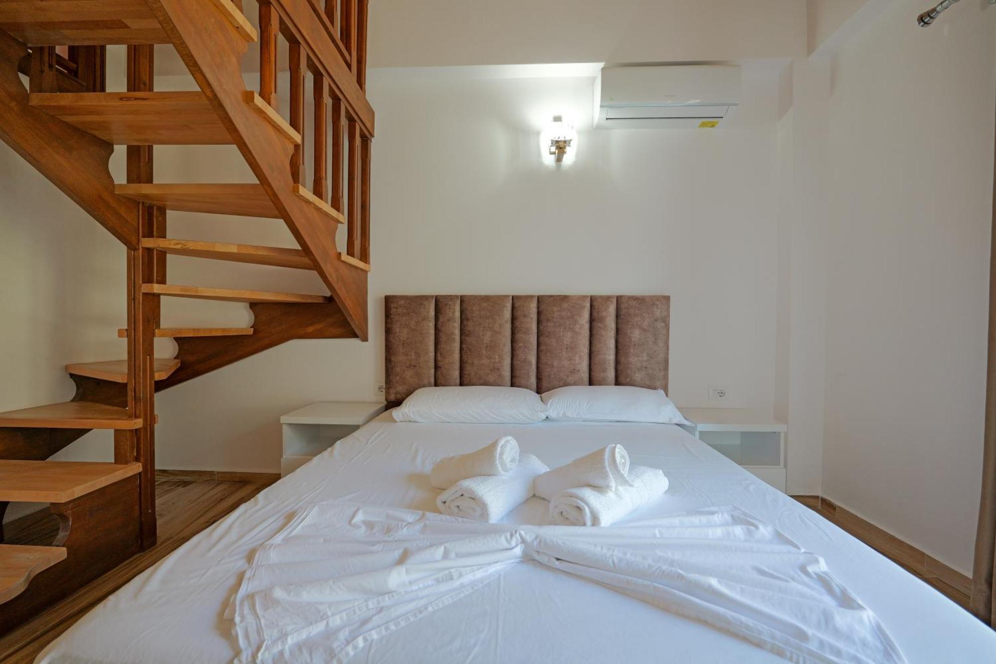 Hotel Take Borsh Extérieur photo