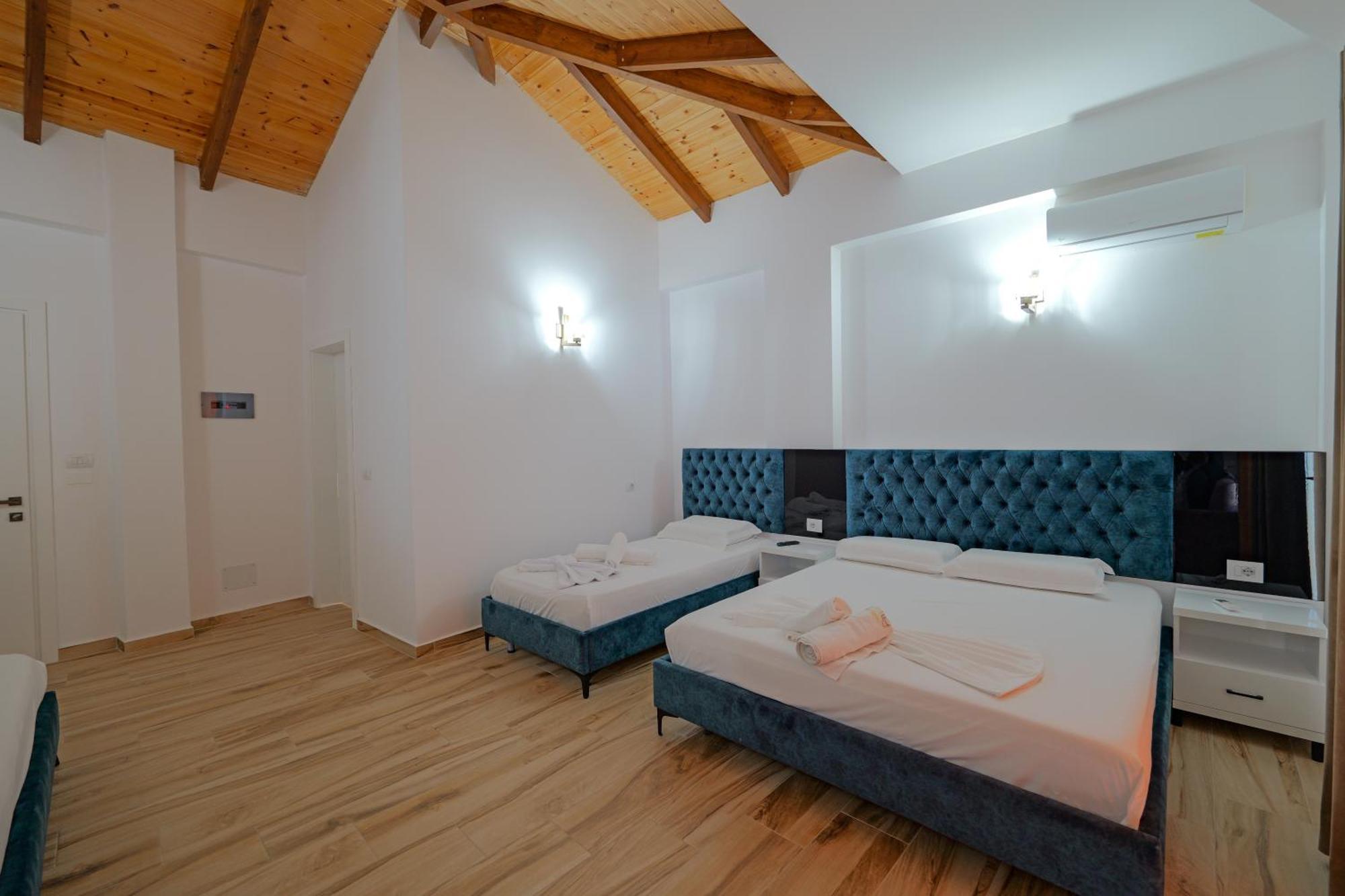 Hotel Take Borsh Extérieur photo