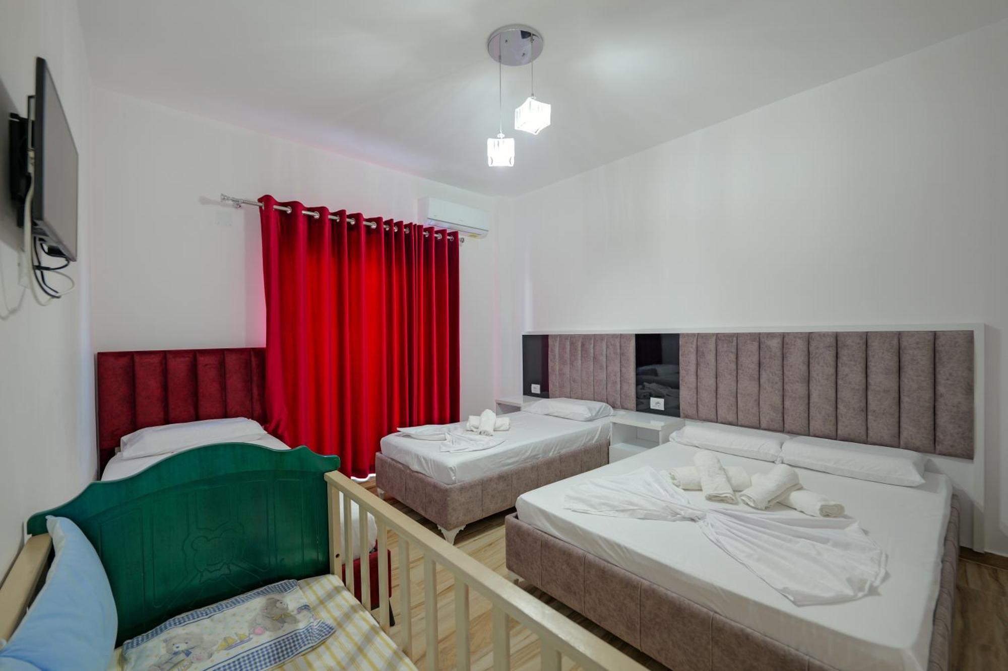 Hotel Take Borsh Extérieur photo