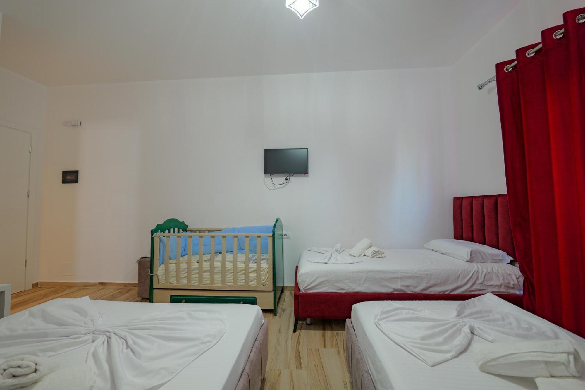 Hotel Take Borsh Extérieur photo